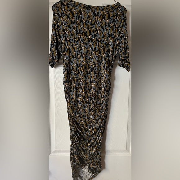 Motherhood Side Ruched Dress - Picture 2 of 2